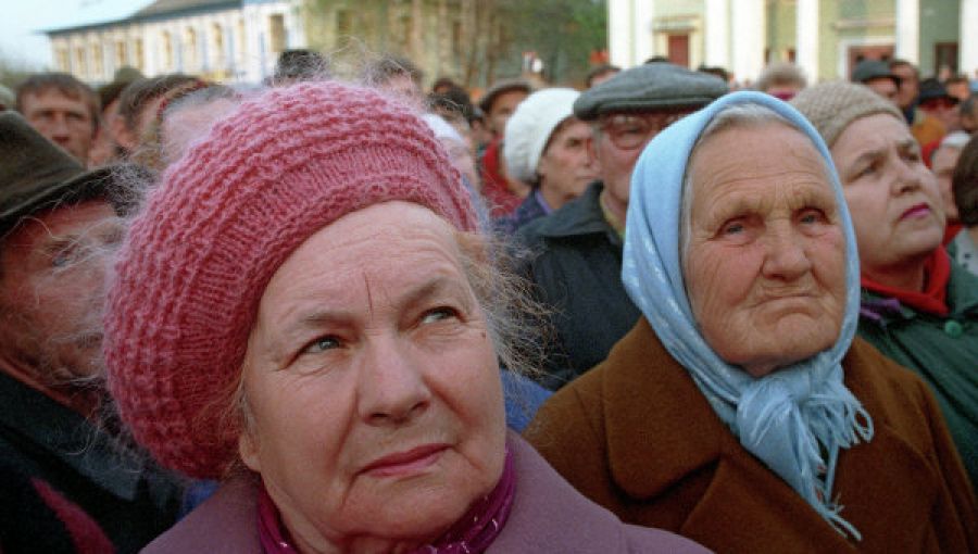 Пенсионерам РФ пообещали выплатить по 6 400 рублей с 1 января 2022 года