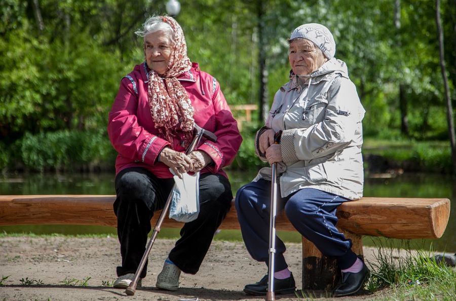 ПФР сделает пенсионеров старше 80 лет вдвое богаче, увеличив страховые выплаты