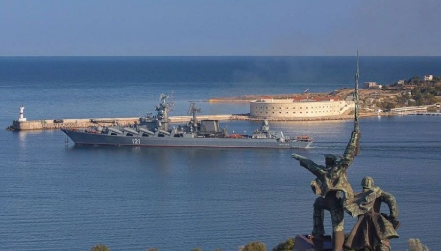 Минобороны подняло обломки морских дронов применявшихся при атаке на корабли в Севастополе
