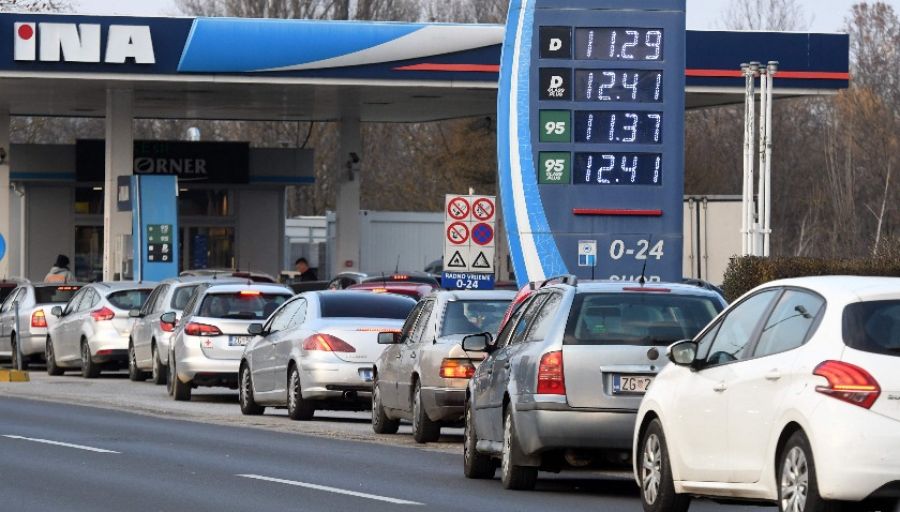 Во Франции отмечается нехватка топлива по всей стране