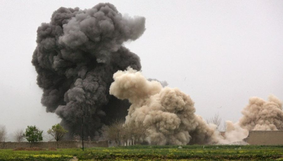 В Сети опубликовано видео с моментом ракетного удара ВС РФ по электроподстанции во Львове