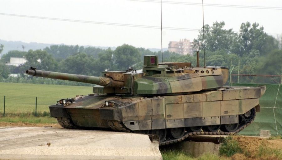 Французский генерал: в ходе СВО уничтожено более тысячи танков, а у Франции их всего 220