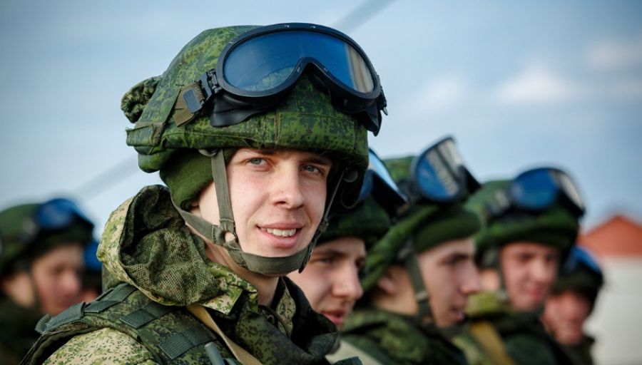 Подкрепления войск ВС РФ в виде 100 единиц боевой техники прибывают к фронту у Сватово