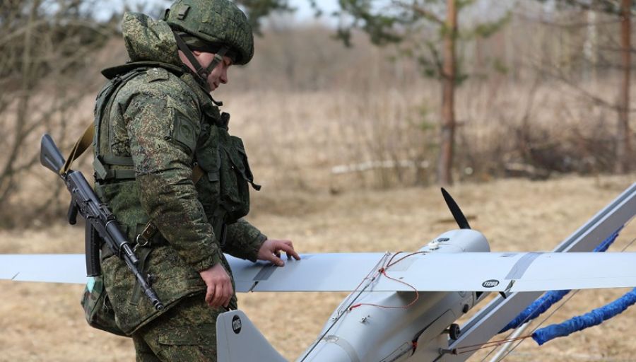 РВ: дроны ВДВ РФ наносят удары с воздуха, уничтожая технику ВСУ в Херсонской области