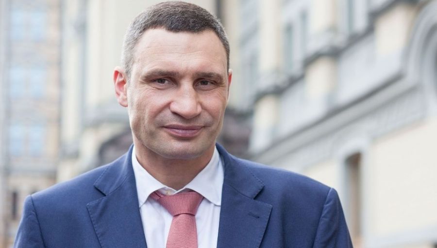 Кличко рассказал о мощных взрывах в центре Киева