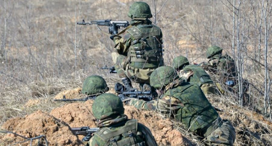 РВ: Российская армия продолжает штурмовать Павловку, ВСУ перебрасывают бронетехнику