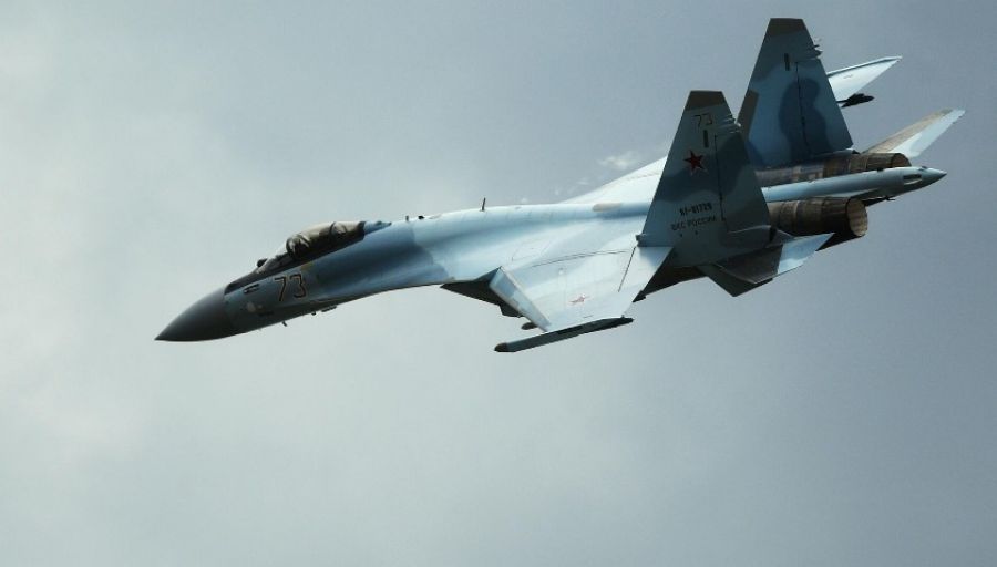 Зенитная ракета вдогонку: показано применение истребителя Су-35 ВС РФ в качестве штурмовика