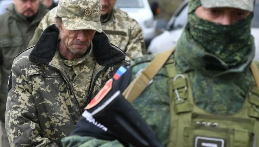 Освобожденный начальник штаба «Азова»* Кротевич рассказал о числе «азовцев»* в плену РФ