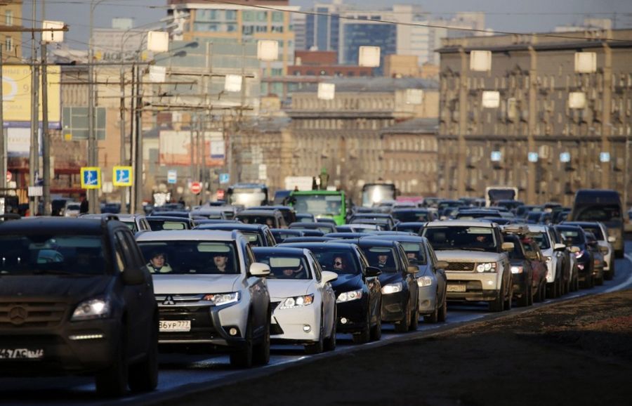 Гражданам России рассказали, как дешево перевести свой автомобиль на газ
