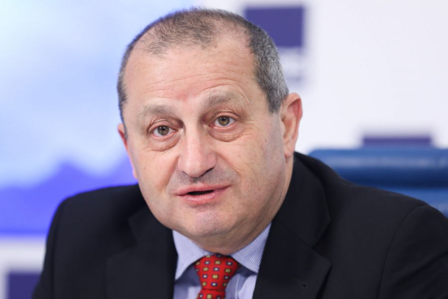 Политолог Кедми объяснил претензии Киева к Москве тем, что Украина «смертельно больна»