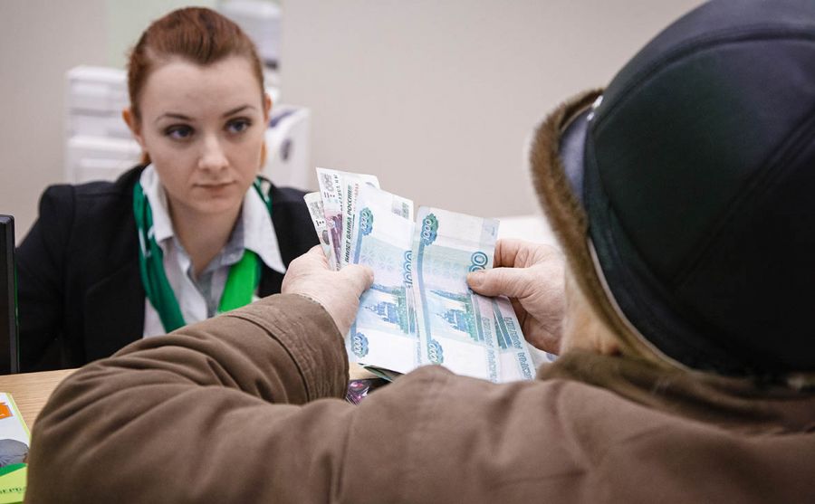 «Надо тратить»: экономист Делягин заявил, что накопления россиян «обнулятся» в 2022 году