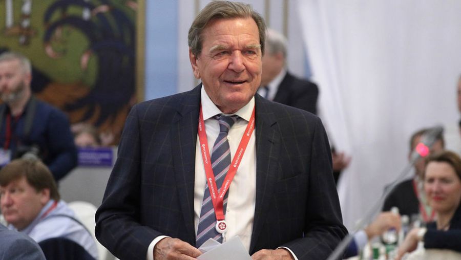 Экс-канцлер Германии Герхард Шрёдер рассказал о причинах роста цен на газ в Европе
