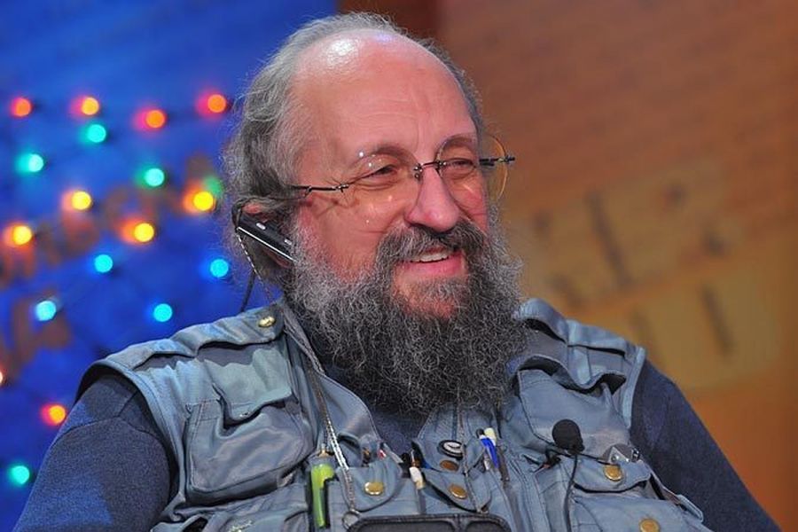 Вассерман рекомендовал воздержаться от покупки доллара
