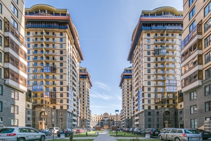 Недвижимость Петербурга почти перестала дорожать