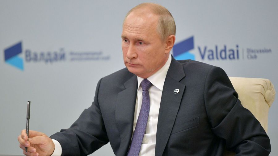 Путин: «Спотовый газ — это бумажный газ, реальных объемов нет»