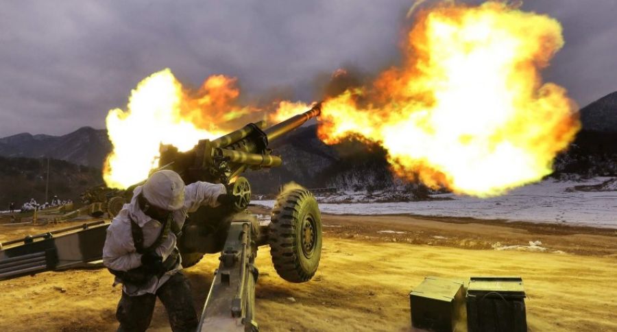 РВ: Артиллерия ДНР ведет точный огонь по боевикам ВСУ в районе Песок