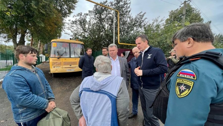 ВСУ обстреляли два поселка в Белгородской области, пострадали 14 зданий и АЗС