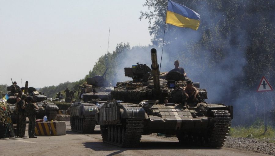 Опубликовано видео уничтожения украинского танка с камеры управляемой ракеты