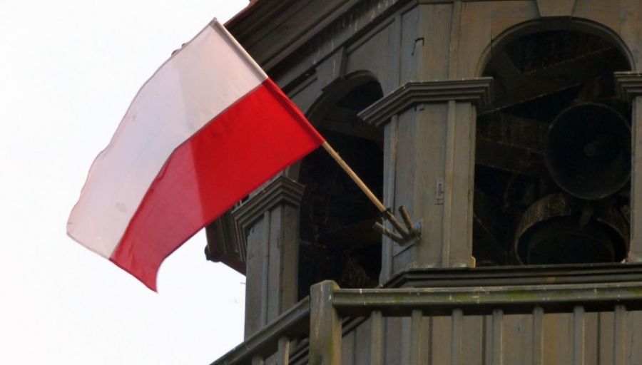Против всех. Польша продолжает раскалывать ЕС