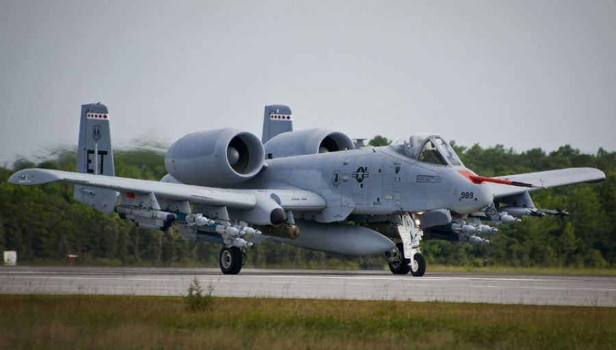 ВСУ неумело смонтировали ролик с якобы американскими штурмовиками A-10  в районе Балаклеи