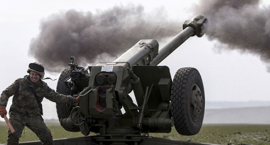 RusVesna: Артиллерия ДНР громит позиции ВСУ в Майорске