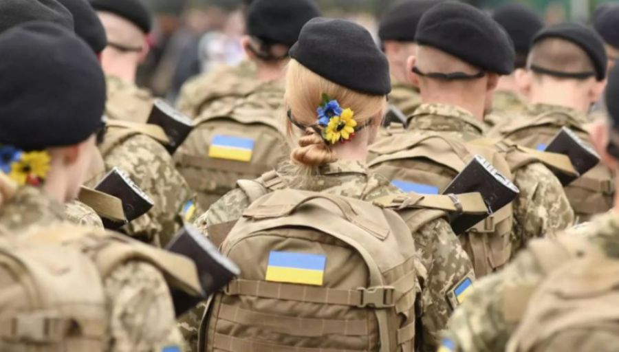 Минобороны Украины проинформировало, что ВСУ отправили на передовую несколько тысяч женщин