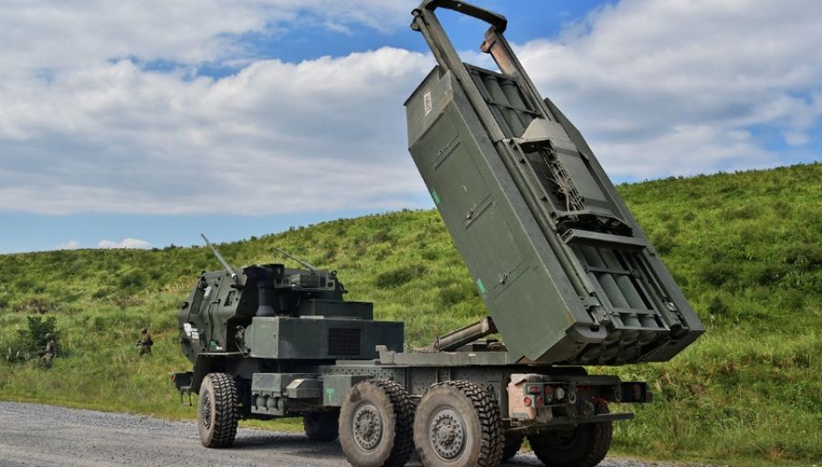 Avia.pro: Целая колонна бронетехники уничтожена на границе Харьковской и Луганской областей