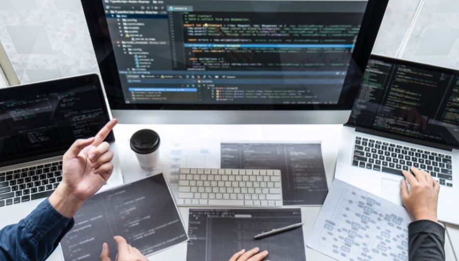 В России снижаются заработные платы для специалистов в сфере IT