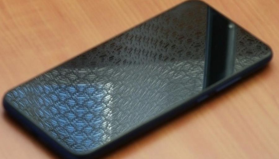 Смартфоны мобилизованным  брать нельзя, кнопочные телефоны - можно