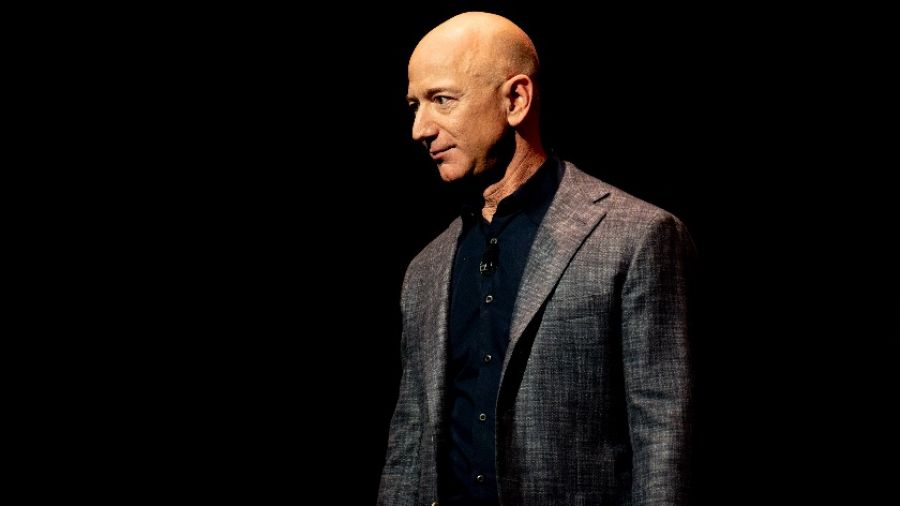 Акционер Amazon подал иск против Безоса и совета директоров