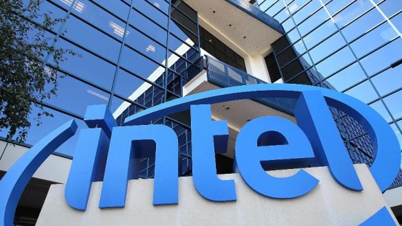 Intel преодолевает проблему нехватки рабочей силы в сфере полупроводников