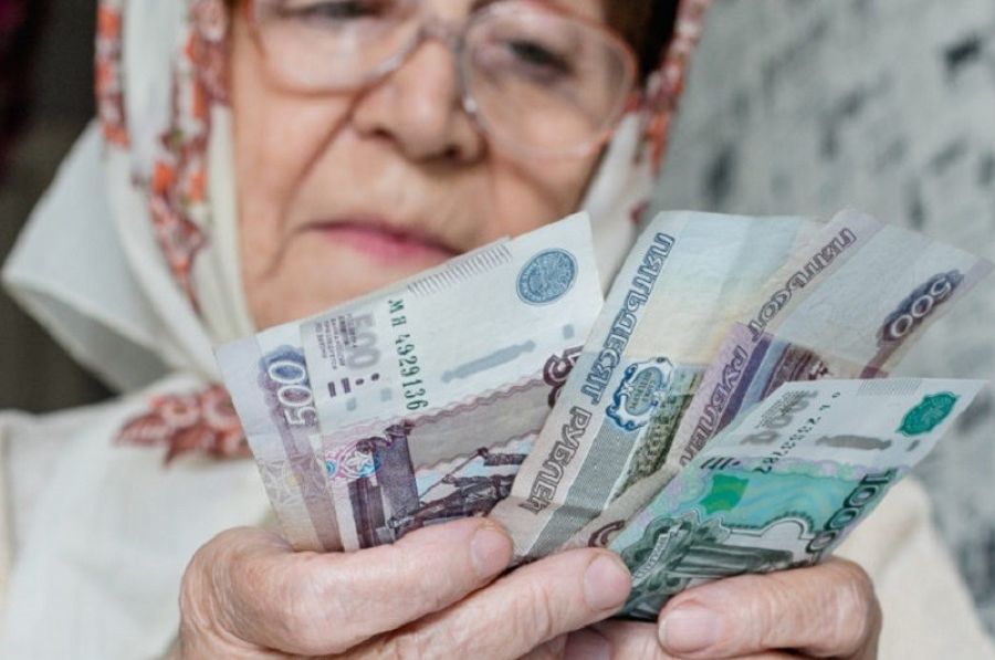 Кабинет министров планирует продлить заморозку накопительных пенсий до конца 2024 года