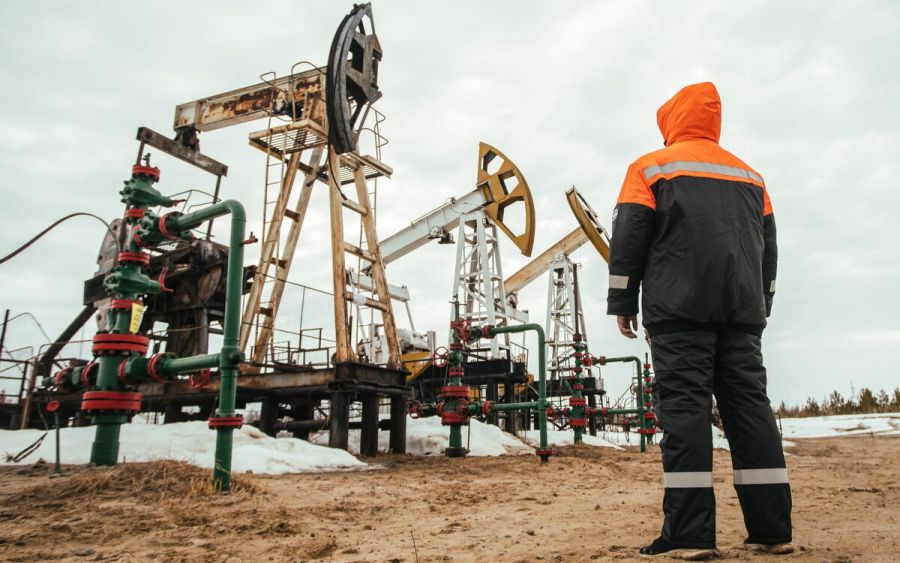 Цены на нефть снижаются на 1,06% из-за влияния пандемии