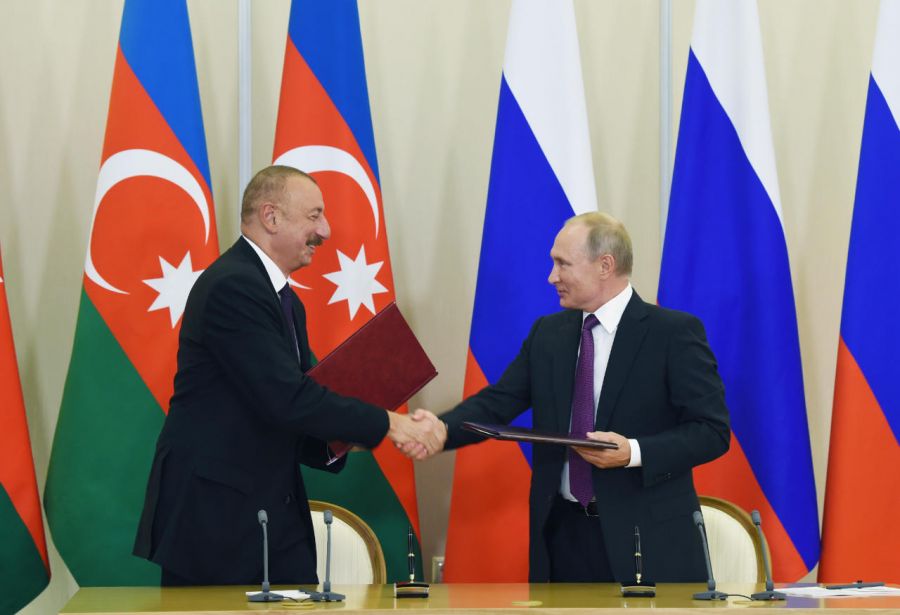 Россия и Азербайджан договорились о сезонном обмене газом